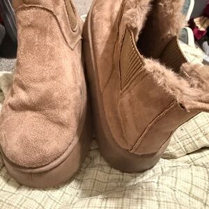 Women's Tan Ankle Booties with Faux Fur Lining